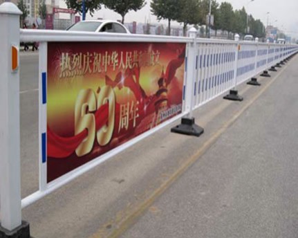 深圳广告道路护栏